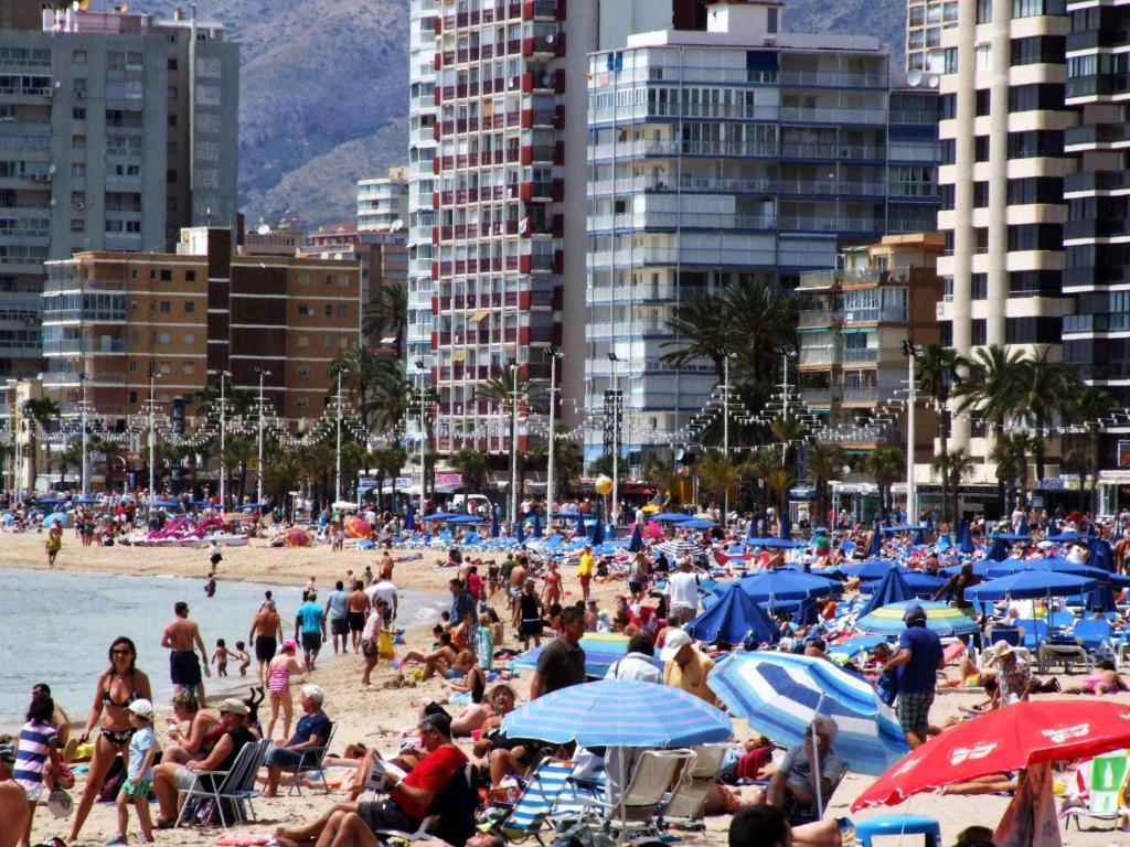 Hotel Iris Benidorm Exterior photo